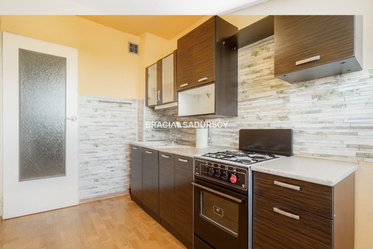 Mieszkanie 3-pokojowe Kraków Dębniki, ul. gen. Stefana Grota-Roweckiego. Zdjęcie 4