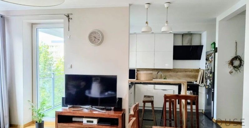 Mieszkanie 3-pokojowe Warszawa Praga-Południe, ul. Jana Nowaka-Jeziorańskiego. Zdjęcie 2