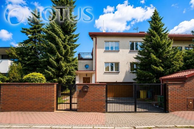 dom wolnostojący, 7 pokoi Warszawa, ul. Husarii. Zdjęcie 1