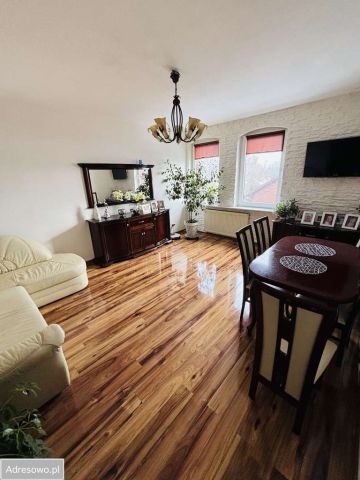 Mieszkanie 2-pokojowe Zabrze Biskupice, ul. Władysława IV. Zdjęcie 1