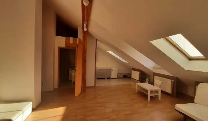 Mieszkanie 1-pokojowe Trzebnica, ul. ks. Dziekana Wawrzyńca Bochenka