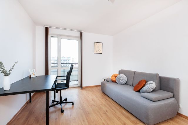 Mieszkanie 3-pokojowe Kraków Podgórze, ul. Czerwone Maki. Zdjęcie 1