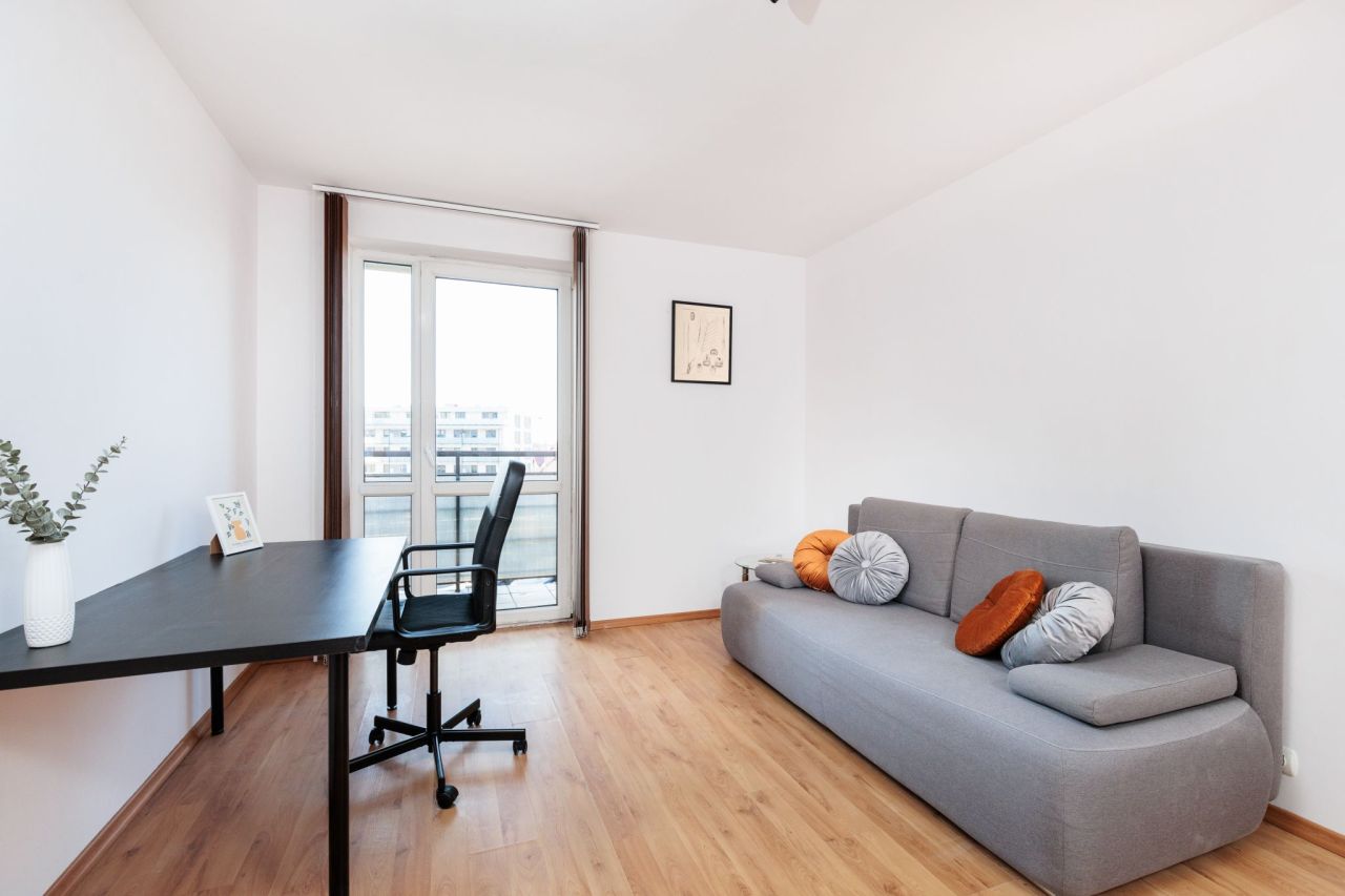 Mieszkanie 3-pokojowe Kraków Podgórze, ul. Czerwone Maki. Zdjęcie 1