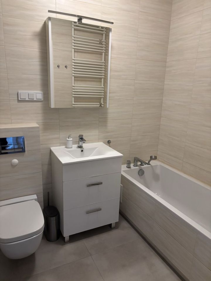 Mieszkanie 3-pokojowe Poznań Grunwald, ul. Wałbrzyska. Zdjęcie 3