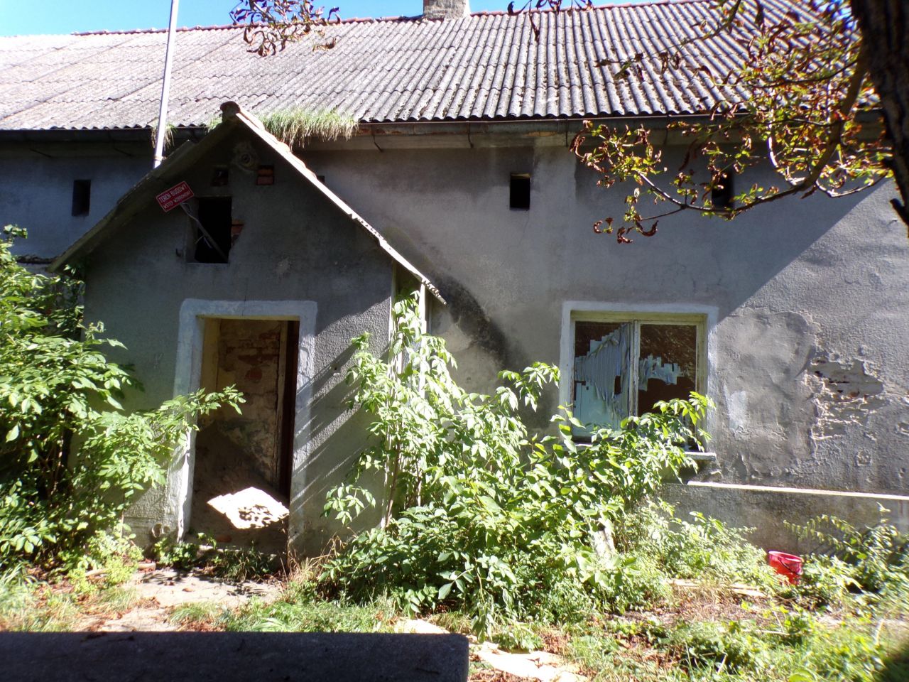 dom wolnostojący, 3 pokoje Kłosów. Zdjęcie 4