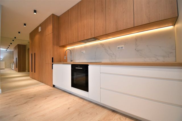 Mieszkanie 4-pokojowe Lublin Śródmieście. Zdjęcie 3