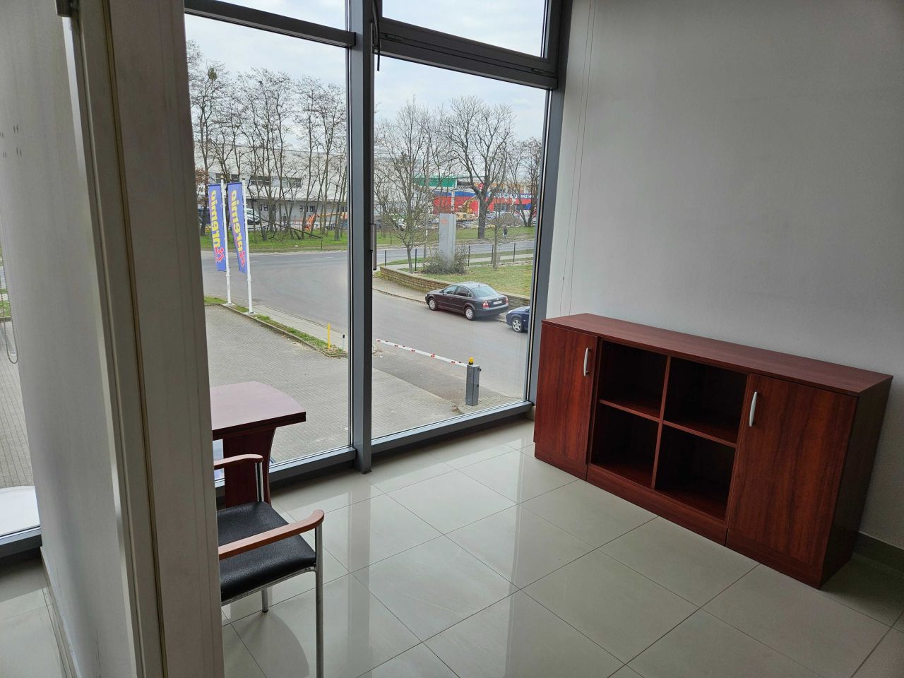 Biuro Szczecin Dąbie, ul. Pomorska. Zdjęcie 3