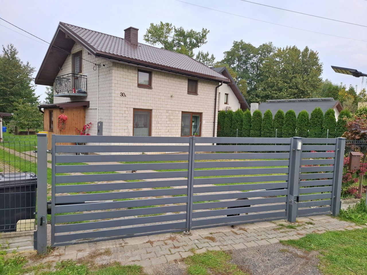 dom wolnostojący, 5 pokoi Branica. Zdjęcie 27