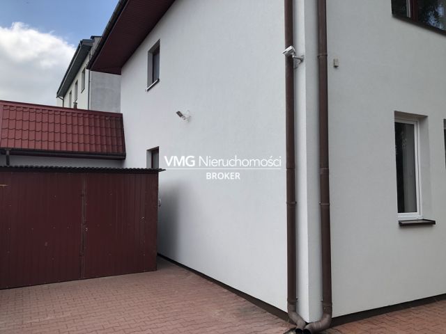 dom wolnostojący, 19 pokoi Warszawa Wawer. Zdjęcie 3