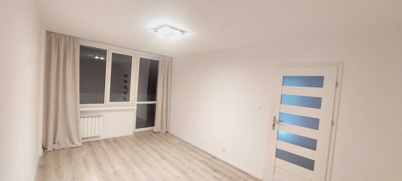 Mieszkanie 2-pokojowe Warszawa Włochy, ul. 1 Sierpnia. Zdjęcie 1