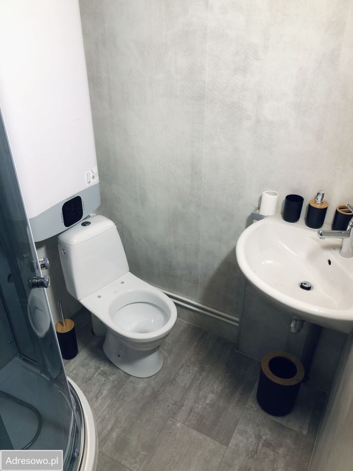 dom wolnostojący, 2 pokoje Zawóz. Zdjęcie 10