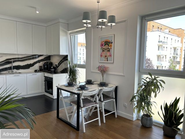 Mieszkanie 2-pokojowe Łomianki Dolne, al. Fryderyka Chopina. Zdjęcie 1