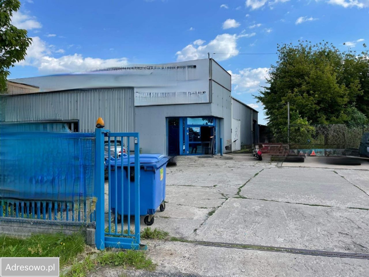 Hala/magazyn Bronisze. Zdjęcie 3