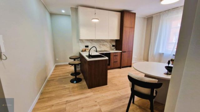 Mieszkanie 2-pokojowe Zabrze, ul. ks. Doktora Szramka. Zdjęcie 5