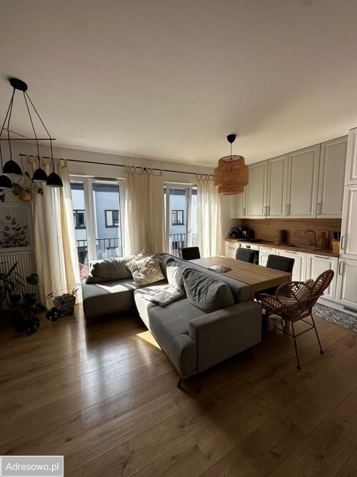 Mieszkanie 4-pokojowe Warszawa Białołęka, ul. Echa Leśne