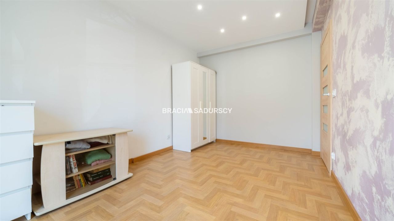 Mieszkanie 3-pokojowe Czarnochowice. Zdjęcie 10