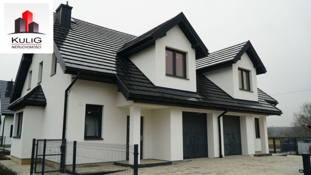 bliźniak, 5 pokoi Kraków Nowa Huta. Zdjęcie 1