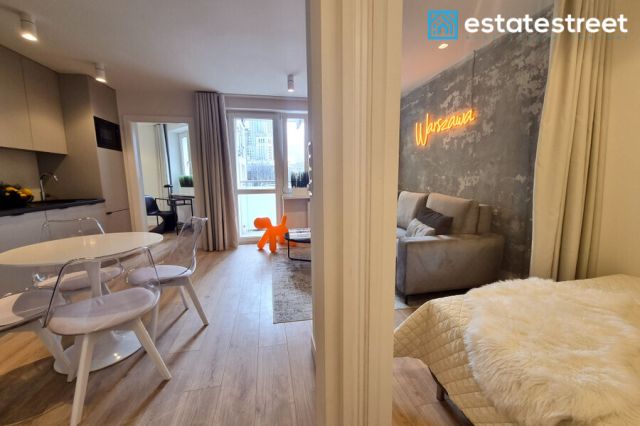 Mieszkanie 3-pokojowe Warszawa Śródmieście, ul. Emilii Plater. Zdjęcie 4