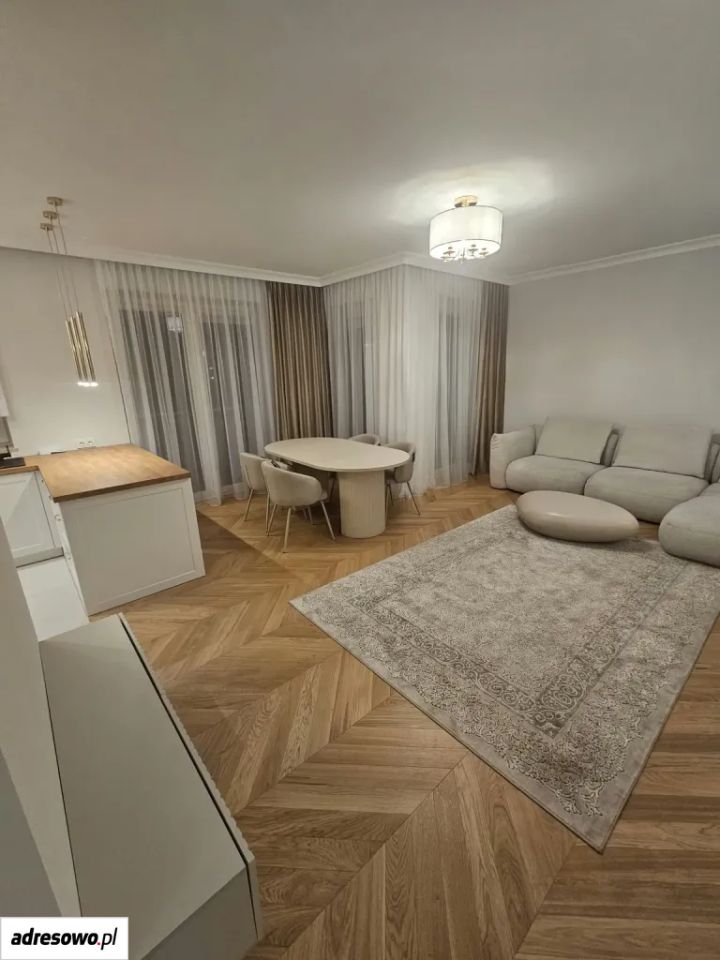 Mieszkanie na sprzedaż bez pośredników
ul. Rogalińska
Warszawa Wola