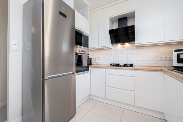 Mieszkanie 3-pokojowe Kalisz, ul. Prymasa Stefana Wyszyńskiego. Zdjęcie 4