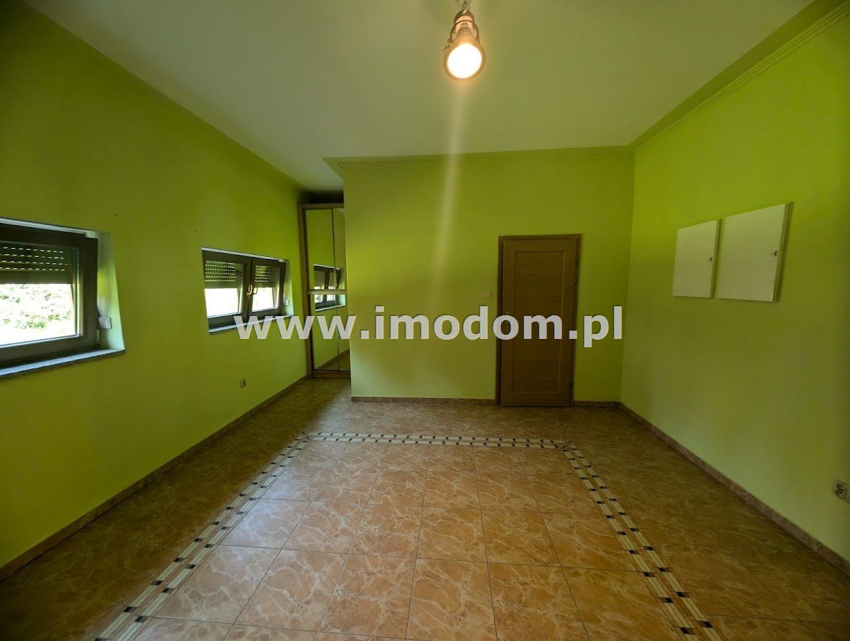 bliźniak, 6 pokoi Strzegom. Zdjęcie 18