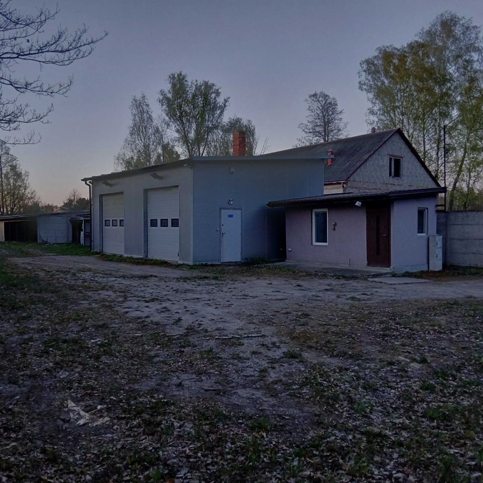 Hala/magazyn Karolew. Zdjęcie 1