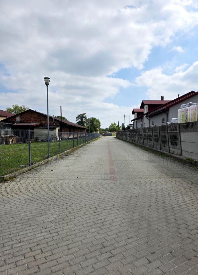 Działka inwestycyjna Jędrzejów, ul. Władysława Stanisława Reymonta. Zdjęcie 4