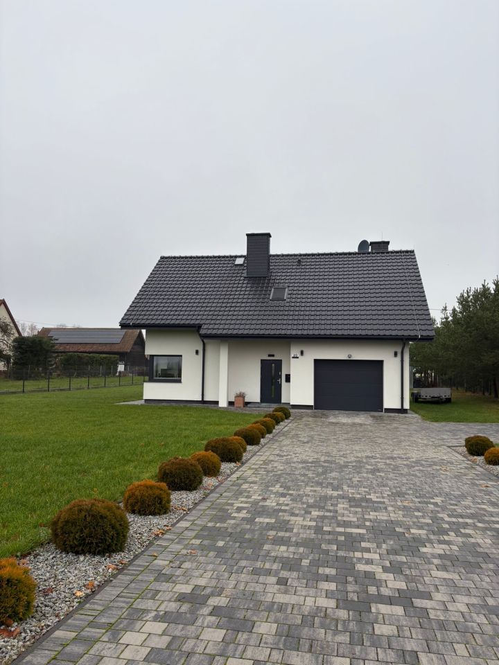 dom wolnostojący, 5 pokoi Piecki, ul. Przemysłowa