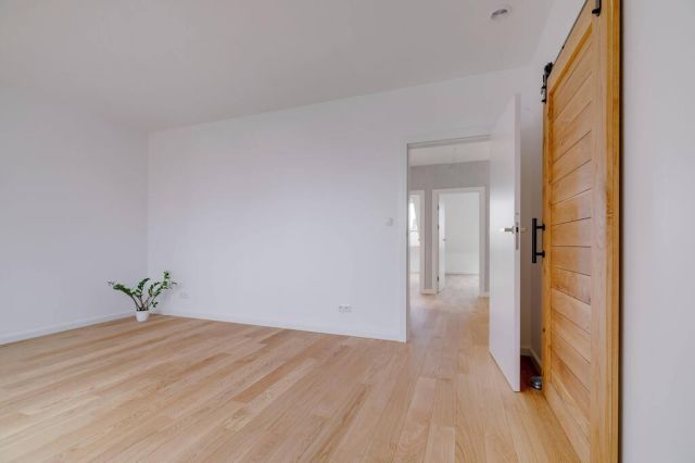 bliźniak, 4 pokoje Orzeszyn. Zdjęcie 15