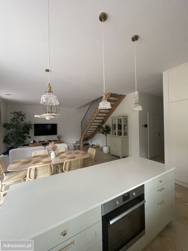 dom wolnostojący, 4 pokoje Józefów Centrum. Zdjęcie 9