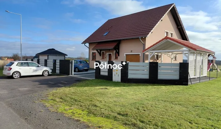 dom wolnostojący, 4 pokoje Milików, ul. Cisowa