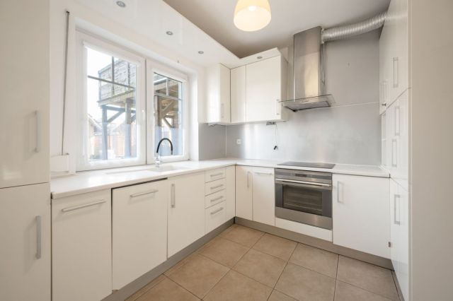 dom szeregowy, 5 pokoi Pruszcz Gdański, ul. Młodzieżowa. Zdjęcie 3