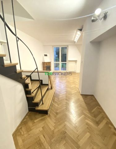 dom szeregowy, 5 pokoi Warszawa Praga-Południe. Zdjęcie 15