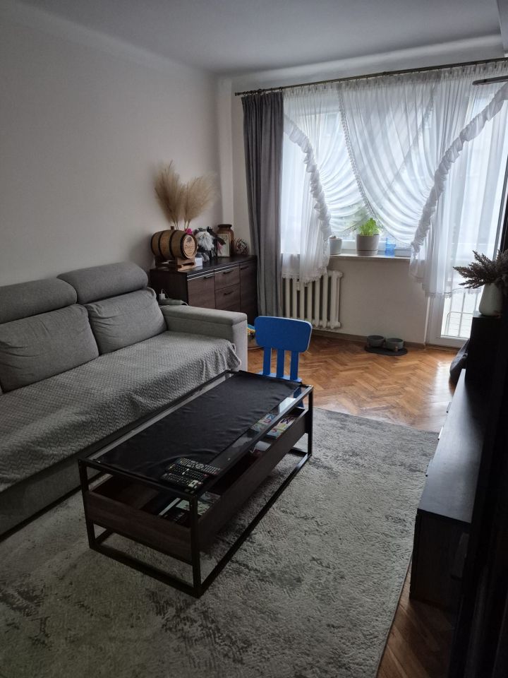 Mieszkanie 2-pokojowe Ostrowiec Świętokrzyski, ul. Mikołaja Kopernika. Zdjęcie 1