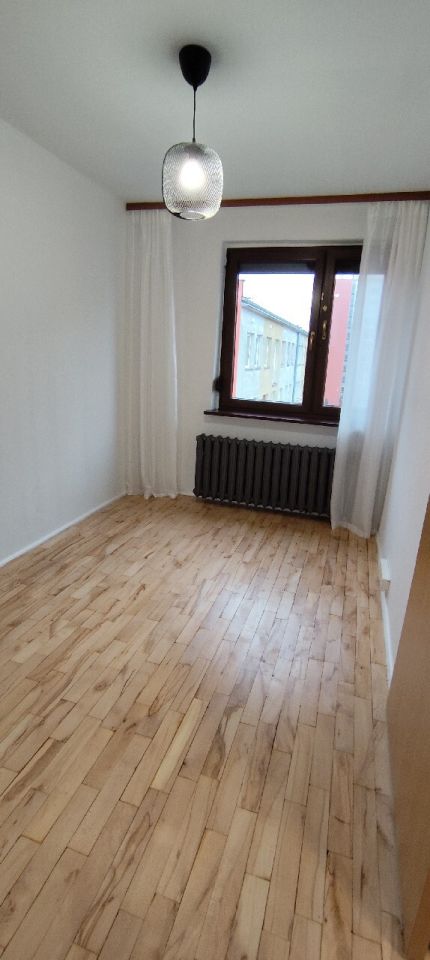 Mieszkanie 3-pokojowe Gliwice Trynek, ul. Młodych Patriotów. Zdjęcie 13