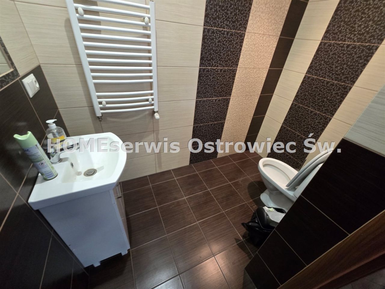 Biuro Ostrowiec Świętokrzyski Huta, ul. Jana Samsonowicza. Zdjęcie 19