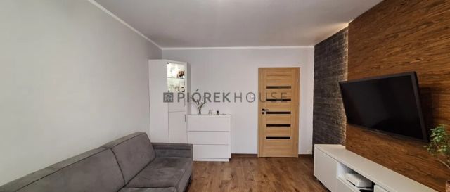 Mieszkanie 3-pokojowe Warszawa Ursynów, Pasaż Stokłosy. Zdjęcie 3