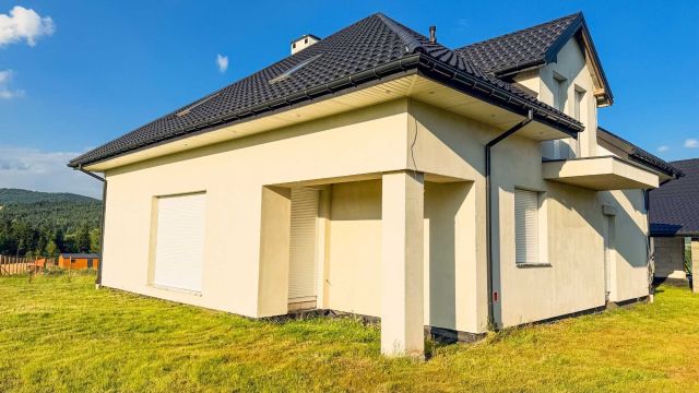 dom wolnostojący Florynka. Zdjęcie 1