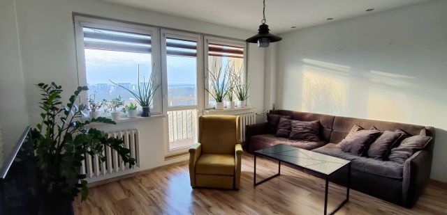 Mieszkanie 3-pokojowe Zabrze. Zdjęcie 1