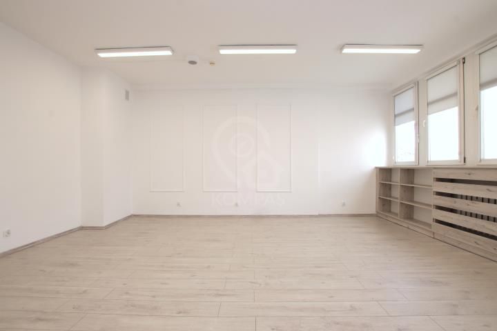 Biuro Wrocław Krzyki, pl. Powstańców Śląskich. Zdjęcie 2