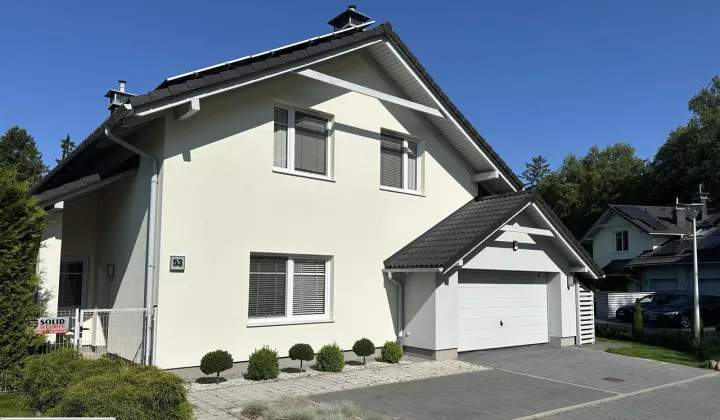 dom wolnostojący, 5 pokoi Tuchom, ul. Zaciszna