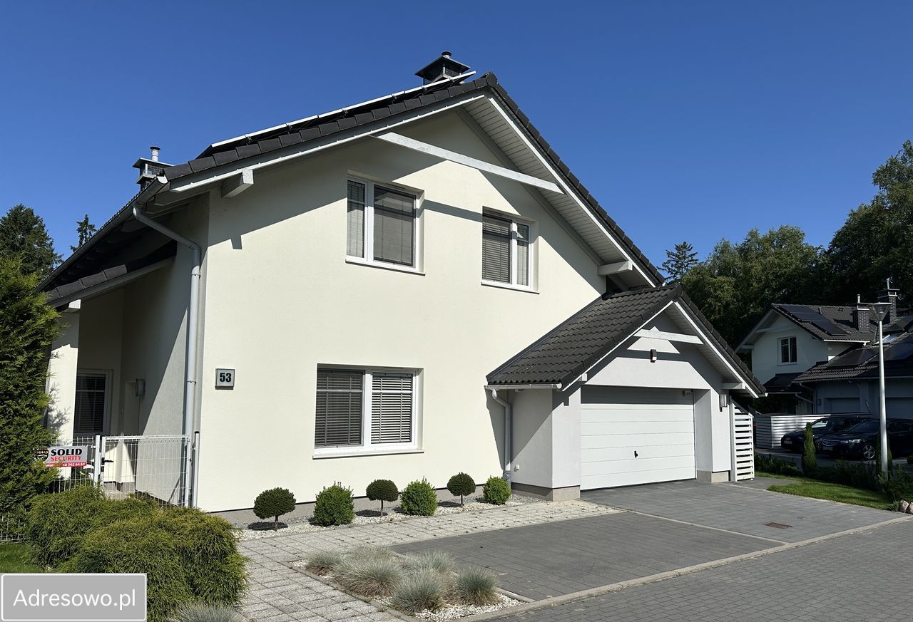 dom wolnostojący, 5 pokoi Tuchom, ul. Zaciszna. Zdjęcie 1