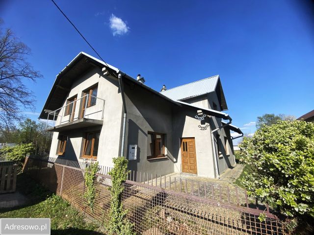 dom wolnostojący, 5 pokoi Medynia Głogowska. Zdjęcie 1