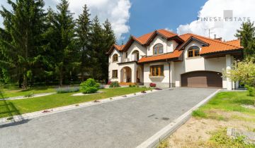 dom wolnostojący, 9 pokoi Bartoszówka, ul. Pałacowa