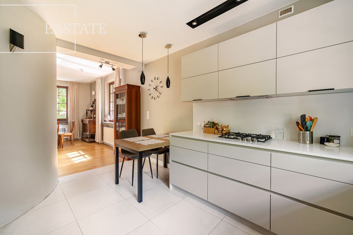 dom wolnostojący, 8 pokoi Warszawa Wawer, ul. Drwali. Zdjęcie 11