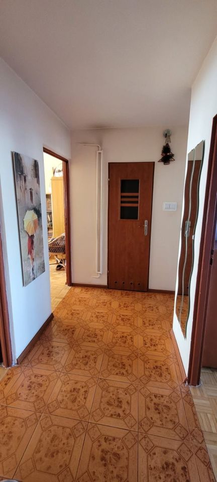 Mieszkanie 3-pokojowe Bełchatów, os. Okrzei. Zdjęcie 5