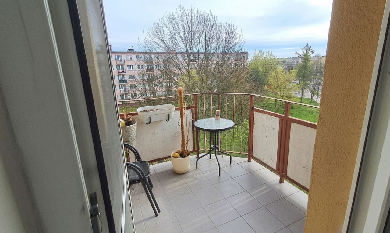 Mieszkanie 3-pokojowe Mielec Borek, ul. Jerzego Bajana. Zdjęcie 3