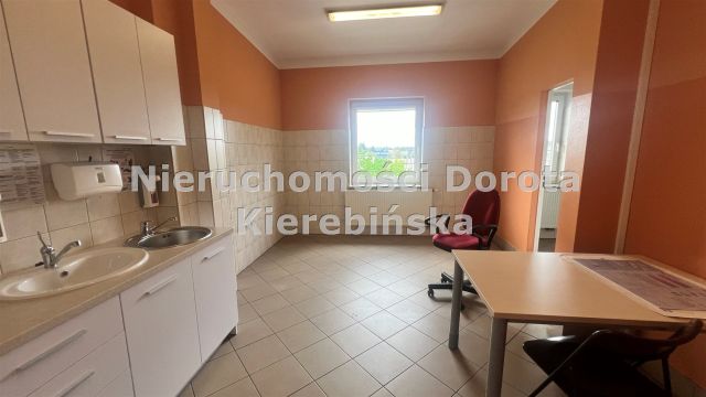 Lokal Tomaszów Mazowiecki, ul. dr. Karola Benniego. Zdjęcie 23