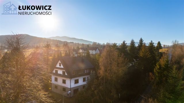 dom wolnostojący, 15 pokoi Jeleśnia. Zdjęcie 2