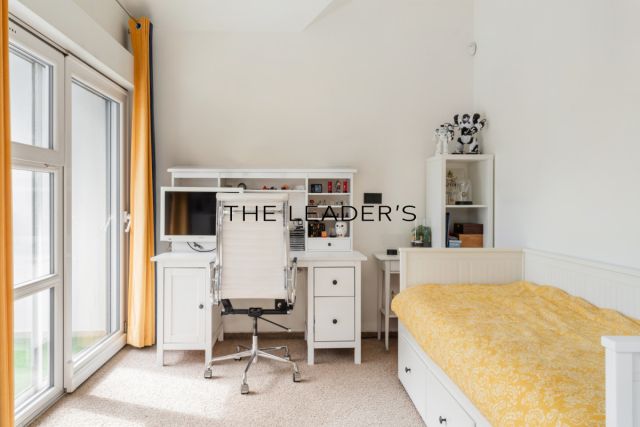 dom wolnostojący, 7 pokoi Chyliczki. Zdjęcie 16